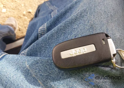 2019 Jeep Cherokee Latitude Plus 4X4 из США, поврежденный, VIN 1C4PJMLX7KD309181